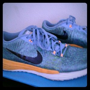 Nike Lunar Caldra workout shoes